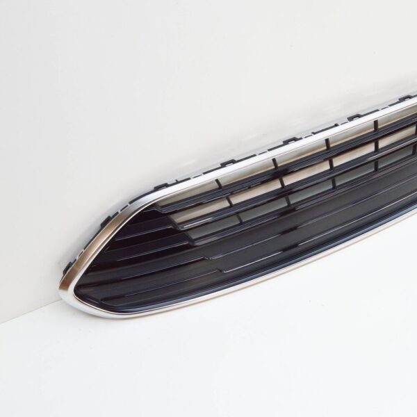 NEW GENUINE OEM 2037245 NEW FORD C-MAX ENERGI MK2 FRONT BUMPER CENTER GRILLE 2037245 ORIGINAL