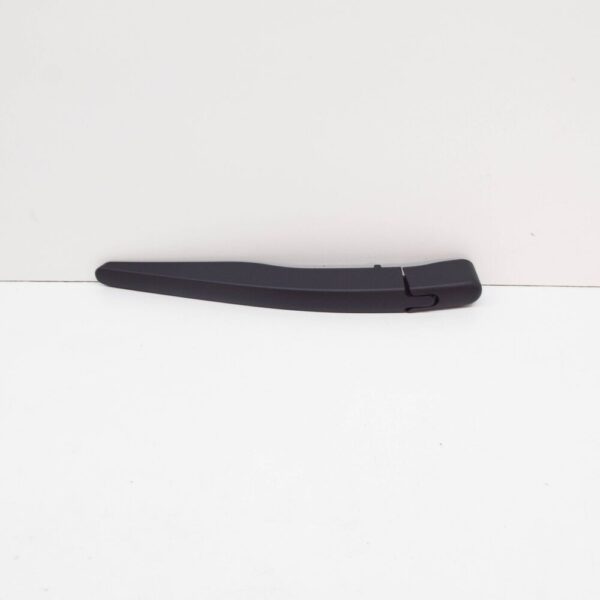 DS73-17B412-BC