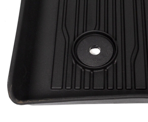 NEW GENUINE OEM 2439078 NEW FORD FIESTA MK7 FRONT FLOOR MAT SET LHD 2439078 H1BJ-A130B18-FB3GAX ORIGINAL