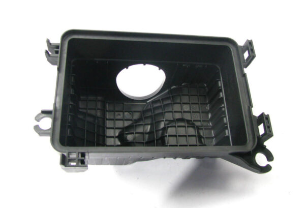 Hyundai Kona MK1 Air Filter Housing 28112J9000, Original Part - Image 4
