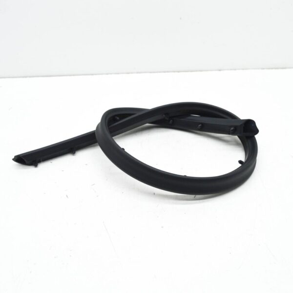 VW POLO AW Front Bonnet Hood Falp Gasket 2G0823707B NEW GENUINE - Image 4