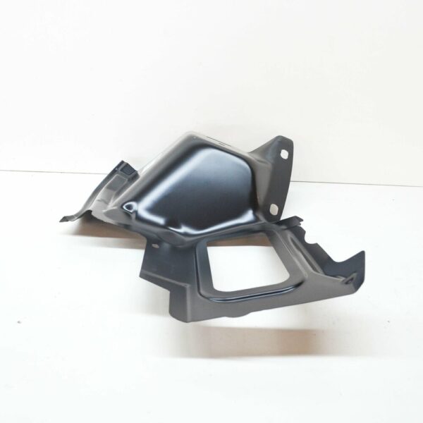 NEW VOLKSWAGEN POLO AW REAR LEFT TAILLIGHT MOUNT BRACKET 2G6813327C - Image 5