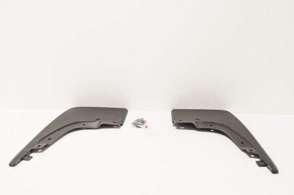 NEW VW AMAROK FRONT MUDFLAP SET 2H0075111D - Image 3