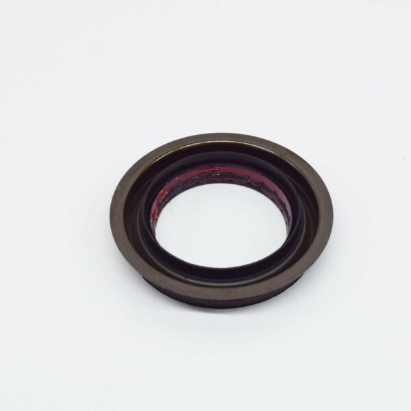 NEW VOLKSWAGEN AMAROK REAR GEAR HOUSING SEAL RING 2H0525345 2013 - Image 5