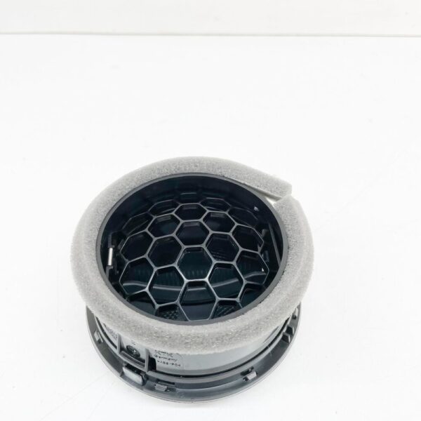 VW Amarok 2H Dashboard Air Vent 2H0819703HL88 New Genuine - Image 5