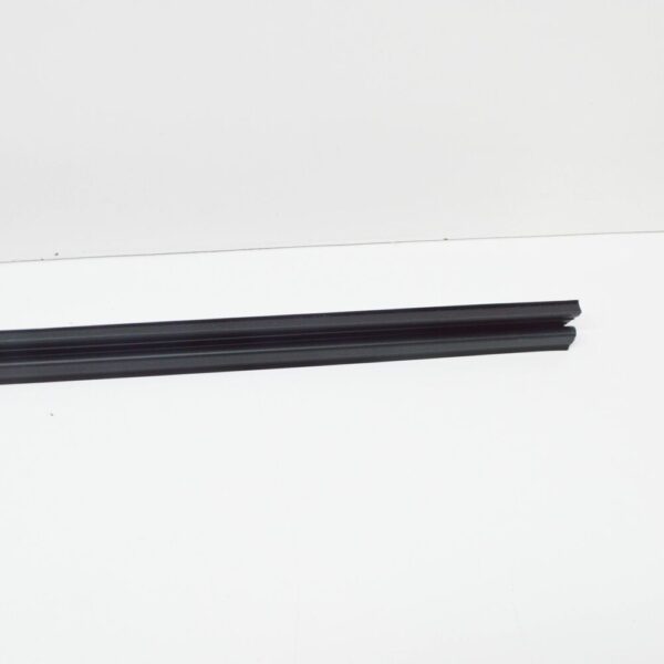 VW AMAROK 2H window opening gasket front right inside 2H0837472E9B9 NEW - Image 3
