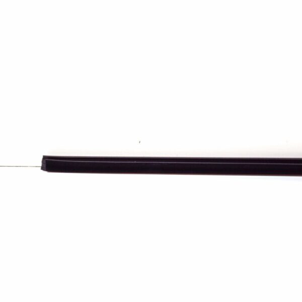 NEW VW AMAROK 2H FRONT RIGHT OUTER DOOR WINDOW MOLDING 2H0837704C5AP ORIGINAL - Image 3