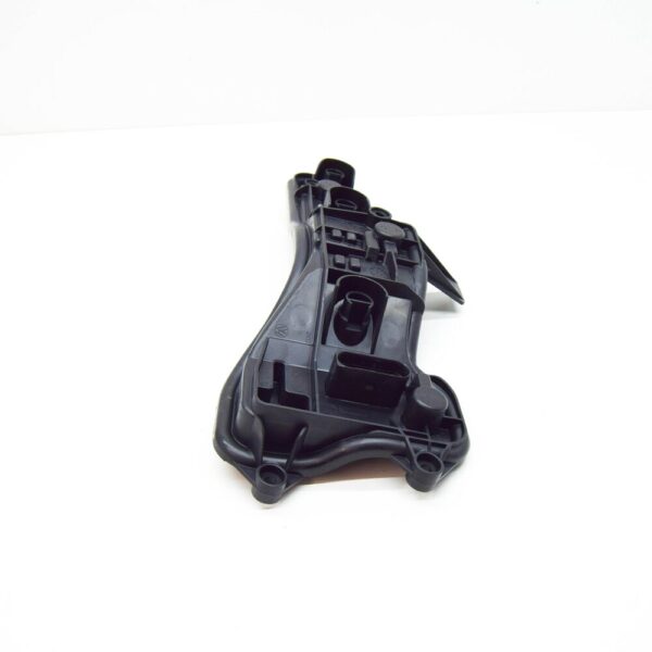 VW Amarok 2H lamp holder rear left 2H1945257 New - Image 5