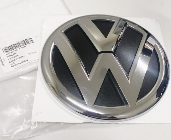 Boot New Genuine VW AMAROK 13-17 Rear Boot Lid Center "VW" Badge Emblem 2H5853630AULM