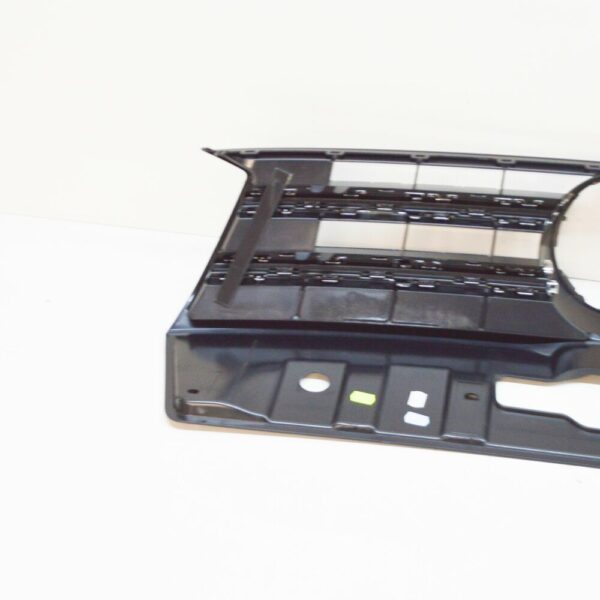 NEW VOLKSWAGEN AMAROK FRONT RADIATOR GRILLE 2H7853651FOD - Image 5