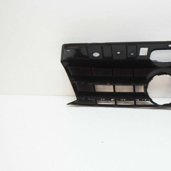 VOLKSWAGEN AMAROK FRONT CENTER RADIATOR GRILL BLACK 2HH8536539B9 NEW - Image 3