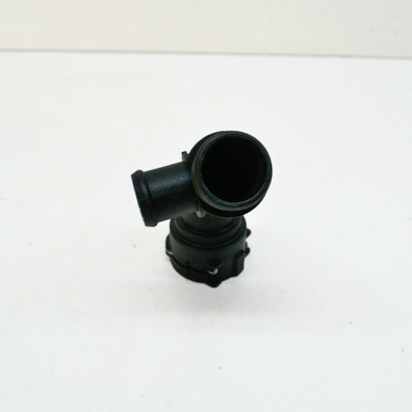 NEW VW TIGUAN AD LEFT RADIATOR COOLANT HOSE ADAPTER LOWER 2Q0122291K - Image 4