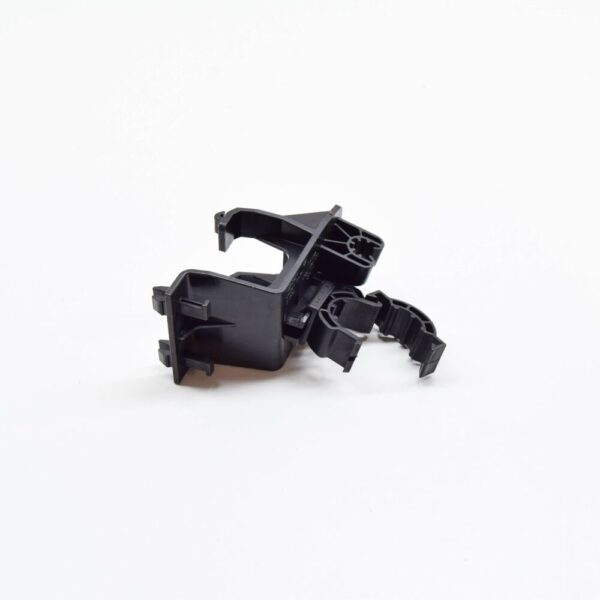 NEW SKODA KAMIQ COOLANT LINE BRACKET 2Q0820769A ORIGINAL - Image 3