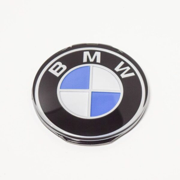 BMW 3 E30 Steering Wheel Emblem Badge 32331117279 1117279 NEW ORIGINAL - Image 4