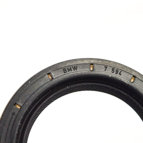 BMW 1 F21 rear axle shaft seal 33127621206 7621206 NEW REAL
