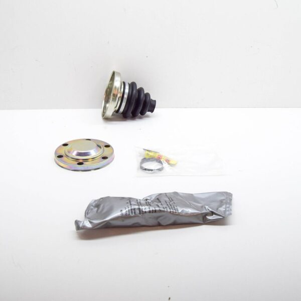 BMW 5 E34 CV Boots for Rear Drive Shaft 33219067899 NEW