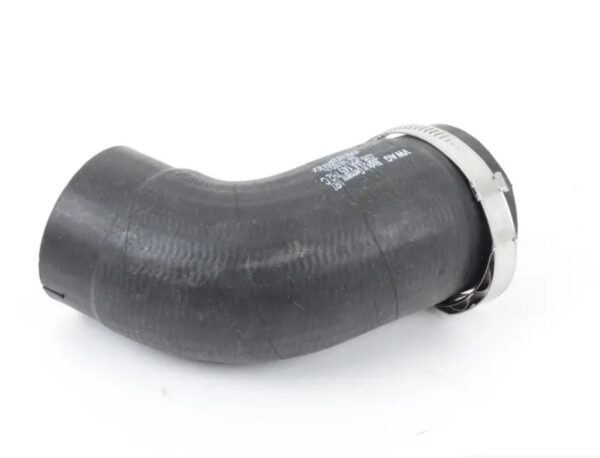 NEW VOLKSWAGEN PASSAT B7 INTERCOOLER LOWER HOSE 3AA145832B ORIGINAL - Image 4