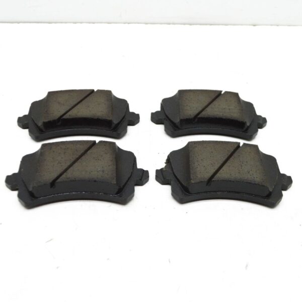 SEAT Alhambra 7N rear brake pads set of 3AA698451B NEW ORIGINAL