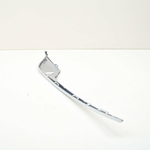 Bumper NEW VOLKSWAGEN PASSAT B7 FRONT RIGHT LOWER BUMPER MOLDING 3AA853764B3Q7