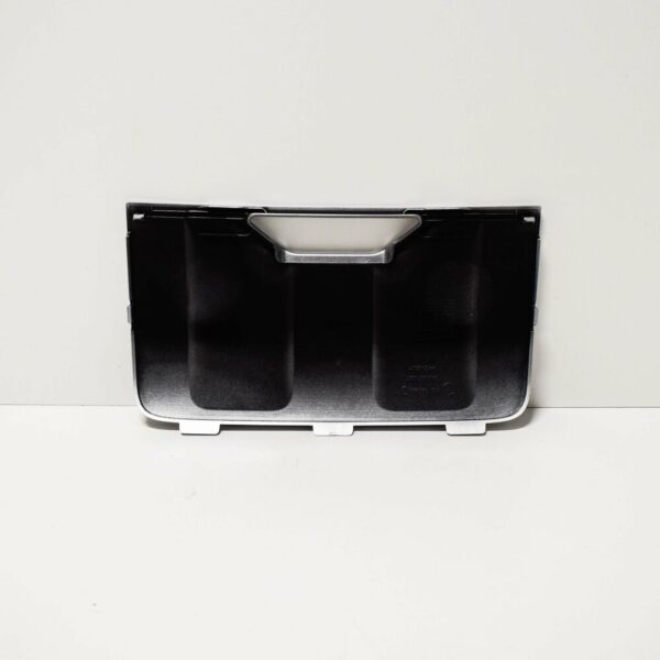 NEW VOLKSWAGEN PASSAT B7 REAR BUMPER TOWING HITCH COVER 3AF807397U34