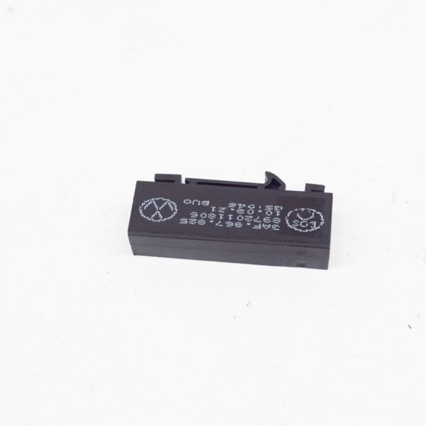 NEW VW PASSAT VARIANT B7 LUGGAGE ROLLER COVER LOCKING 3AF867825 ORIGINAL - Image 3