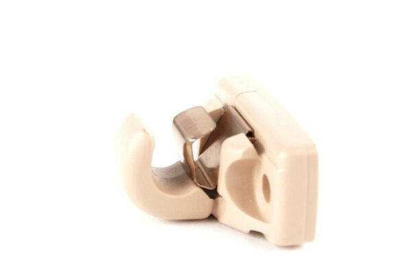 NEW VOLKSWAGEN GOLF MK4 SUN VISOR CLIP HOLDER BEIGE 3B0857561B8YS ORIGINAL - Image 3