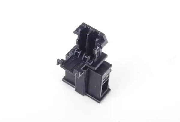 ŠKODA SUPERB MK3 seat heater flat connector housing front 3B0972712 NEW original