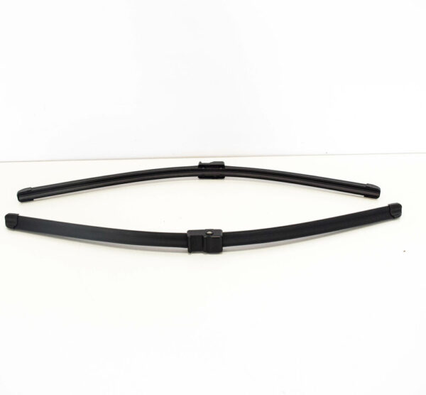 NEW VOLKSWAGEN PASSAT 3B FRONT WINDSCREEN AERO WIPER BLADES SET LHD 3B0998002A - Image 5