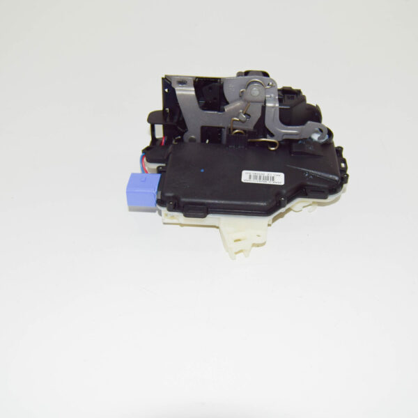 VW POLO 9N Front Right Door Lock 3B2837016AA NEW - Image 5