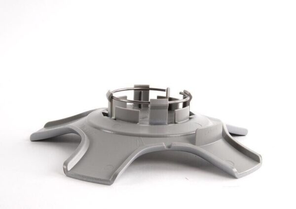 VW Golf MK5 R32 Diamond Silver Center Wheel Hub Cap 3C0601149R8Z8 Genuine - Image 3