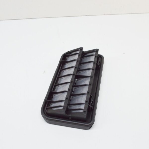 NEW VOLKSWAGEN CC TRUNK AIR VENT TRIM 3C0819465 - Image 5