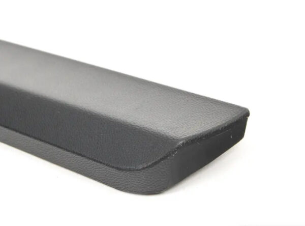 NEW VOLKSWAGEN PASSAT B6 FRONT RIGHT DOOR LOWER MOLDING 3C0854940A9B9 ORIGINAL - Image 3