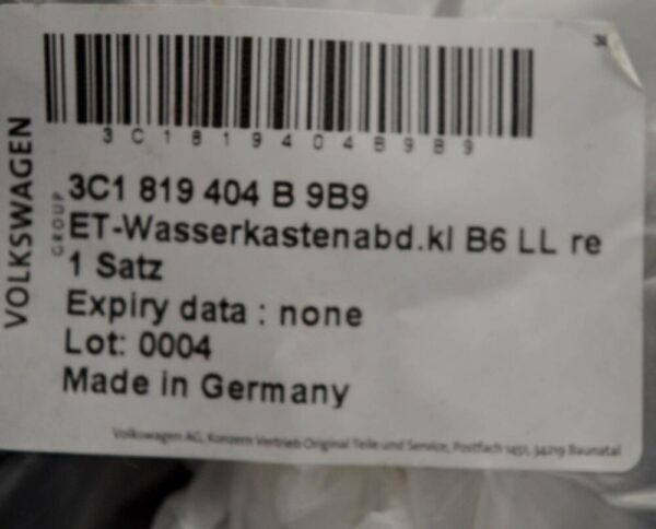 VW PASSAT B7 water deflector front right LHD 3C1819404B9B9 NEW - Image 3