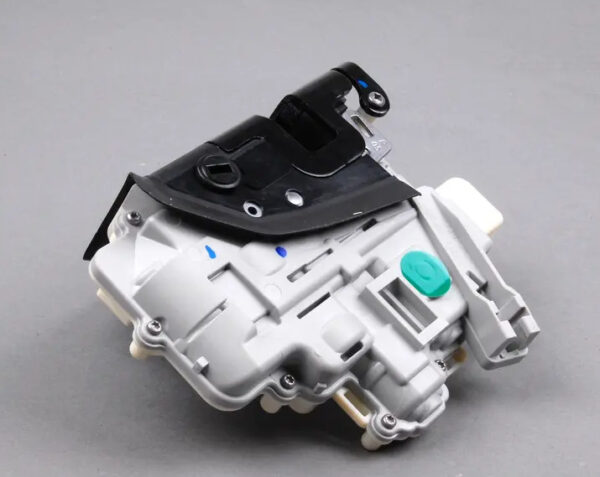 NEW ORIGINAL OEM 3C4839016B