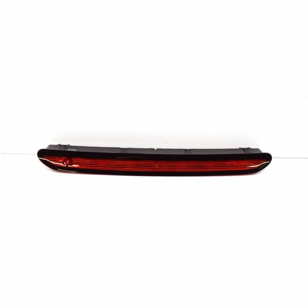 NEW VOLKSWAGEN UP 3. THIRD STOP BRAKE LIGHT WITH SPRAY BEAM 3CN945087 ORIGINAL - Image 3