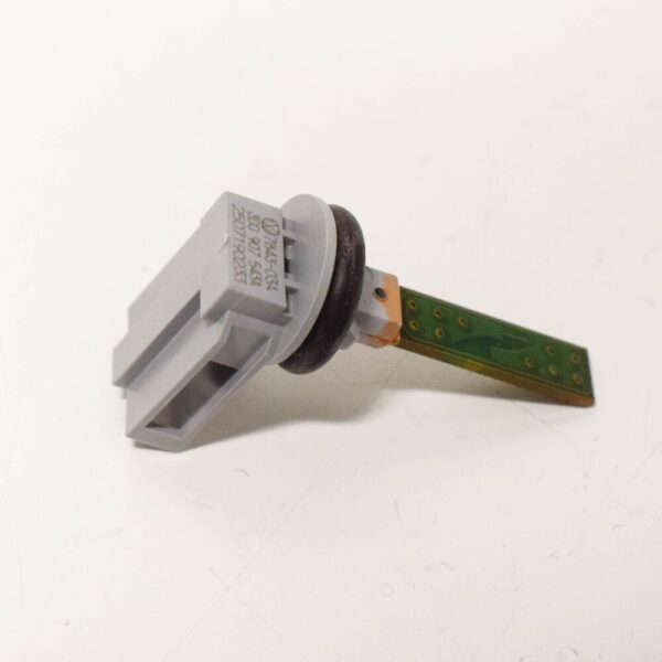 NEW VOLKSWAGEN ŠKODA SEAT AUDI TEMPERATURE SENSOR 3D0907543A 06-19 ORIGINAL - Image 3