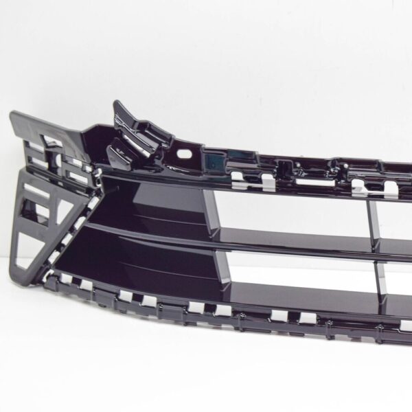 VW Arteon 3H front lower center bumper grille 3G8853677A041 NEW ORIGINAL - Image 4