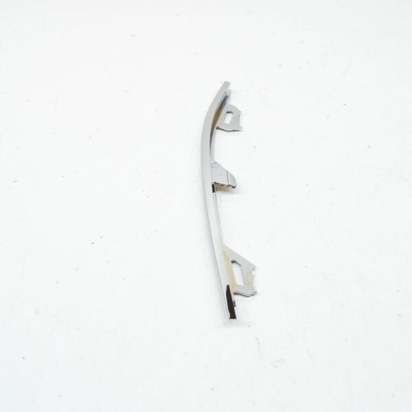 ŠKODA SUPERB MK3 3V radiator grille strip front right 3V0853768A2ZZ - Image 6