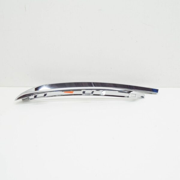 ŠKODA SUPERB MK3 molding for rear left bumper 3V58078332ZZ part - Image 3