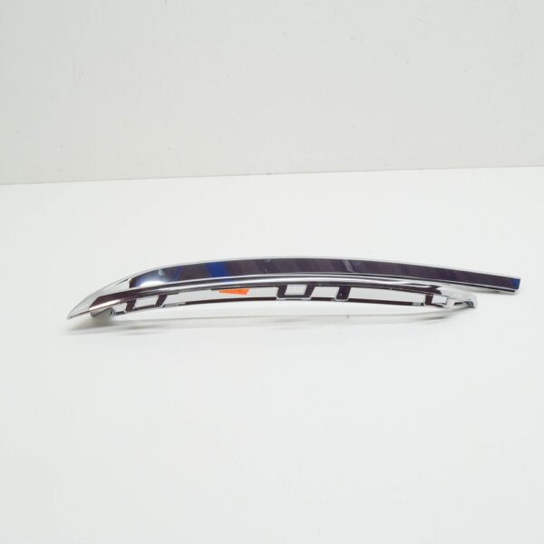 ŠKODA SUPERB MK3 molding for rear left bumper 3V58078332ZZ part - Image 6