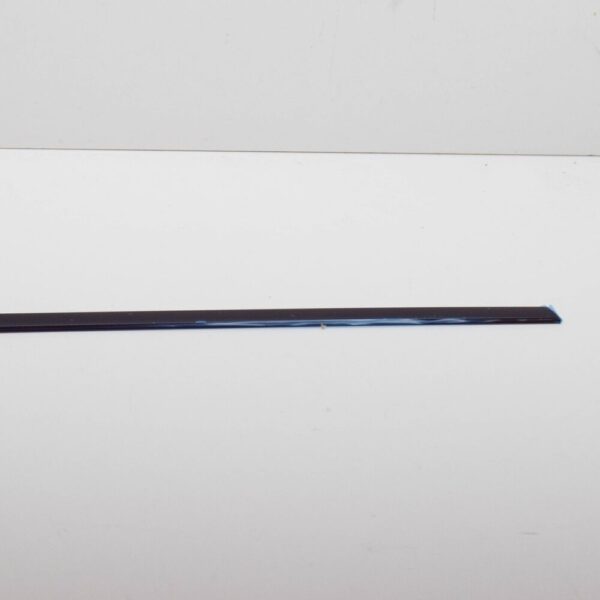 SKODA SUPERB MK3 REAR RIGHT DOOR WINDOW STRIP 3V9839644H041 NEW GENUINE - Image 5