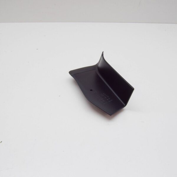 SKODA SUPERB MK3 ESTATE REAR LEFT OUTER LAMP TRIM 3V9945311A NEW GENUINE - Image 3