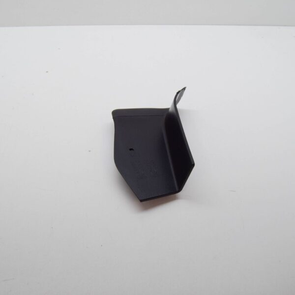 SKODA SUPERB MK3 ESTATE REAR LEFT OUTER LAMP TRIM 3V9945311A NEW GENUINE