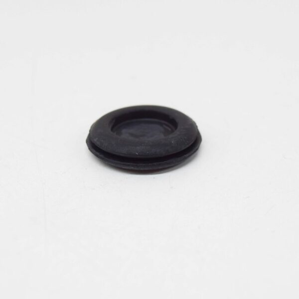 NEW AUDI A3 8V ENGINE HOOD GROMMET 431971908 ORIGINAL - Image 3