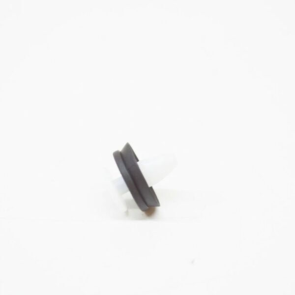 NEW FORD FIESTA MK7 REAR SPOILER CLIP W713489-S300 4860409 ORIGINAL - Image 3