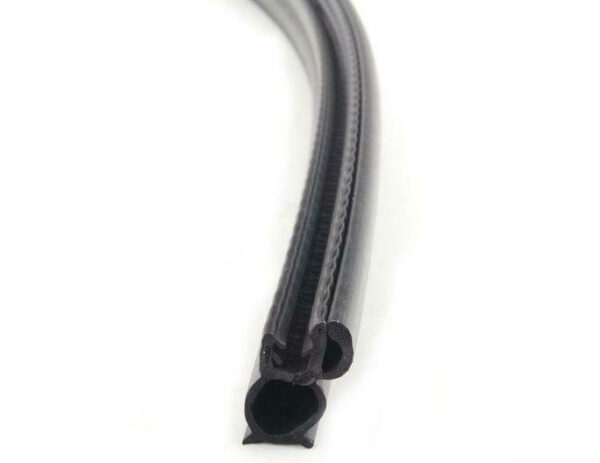 AUDI A8 D3 REAR UPPER BONNET CENTRE WATER BOX SEAL 4E0823723C ORIGINAL - Image 3