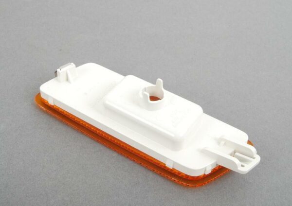 NEW ORIGINAL OEM AUDI A6 C6 2005-2011 FRONT LIGHT INDICATOR - Image 3