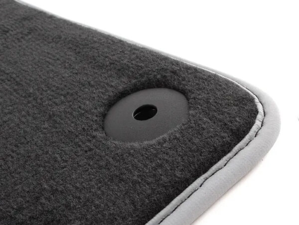 NEW OEM AUDI A6 C6 FRONT FLOOR MAT SET LHD 4F1061275PMNO ORIGINAL - Image 3