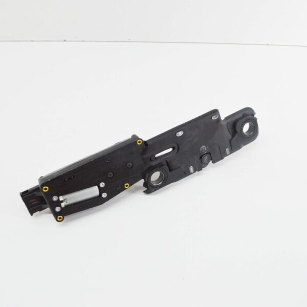 Audi A6 Avant C6 tailgate lock plate 4F9827383F - Image 5