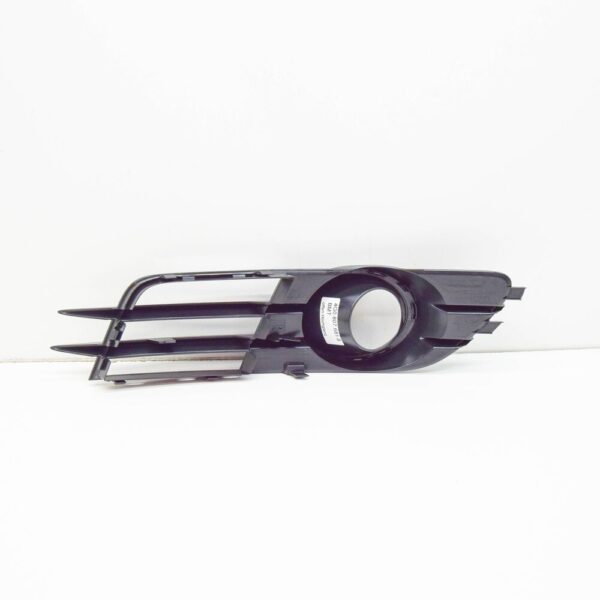 Audi A6 C7 Fog Light Grille Left 4G0807681BBMT NEW - Image 4
